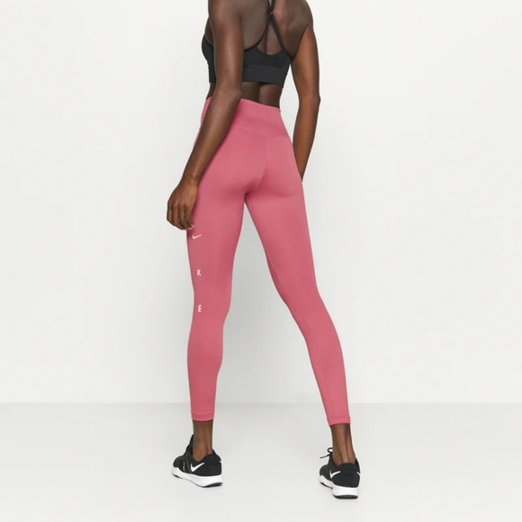 Nike Leggings - Picture 2 of 16